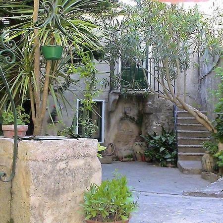 Апартаменты Cortile Via Sales 11 Эриче Экстерьер фото